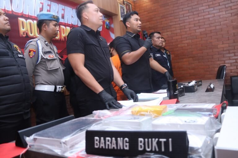 Polres Pasuruan Berhasil Ungkap Penipuan Modus Pinjol 195 Korban Rugi 2,6 Milyar