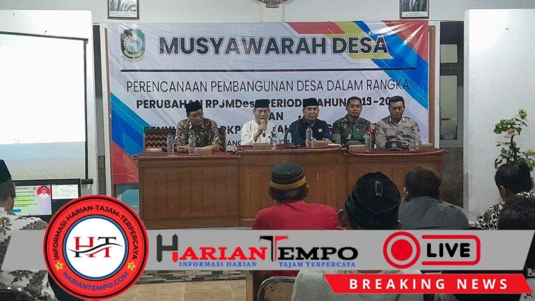 Babinsa Desa Lemahbangkulon Hadiri Musrenbangdes untuk RPJMDesa dan RKPDesa Tahun 2025