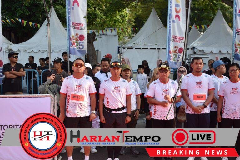 Dandim 0825 Banyuwangi Letkol Arm Tryadi Indra Wijaya Lepas Ribuan Pelari di BIK RUN 2025: Banyuwangi Berlari Menuju Ekonomi Sehat