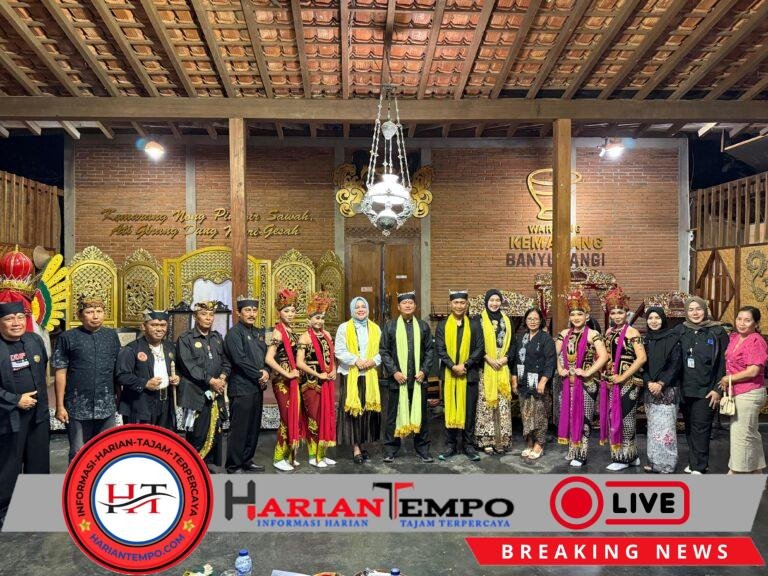 KOPAT Banyuwangi Anugerahkan Gelar Kehormatan untuk Danrem 083/Baladhika Jaya: Simbol Sinergi Budaya dan Pengabdian